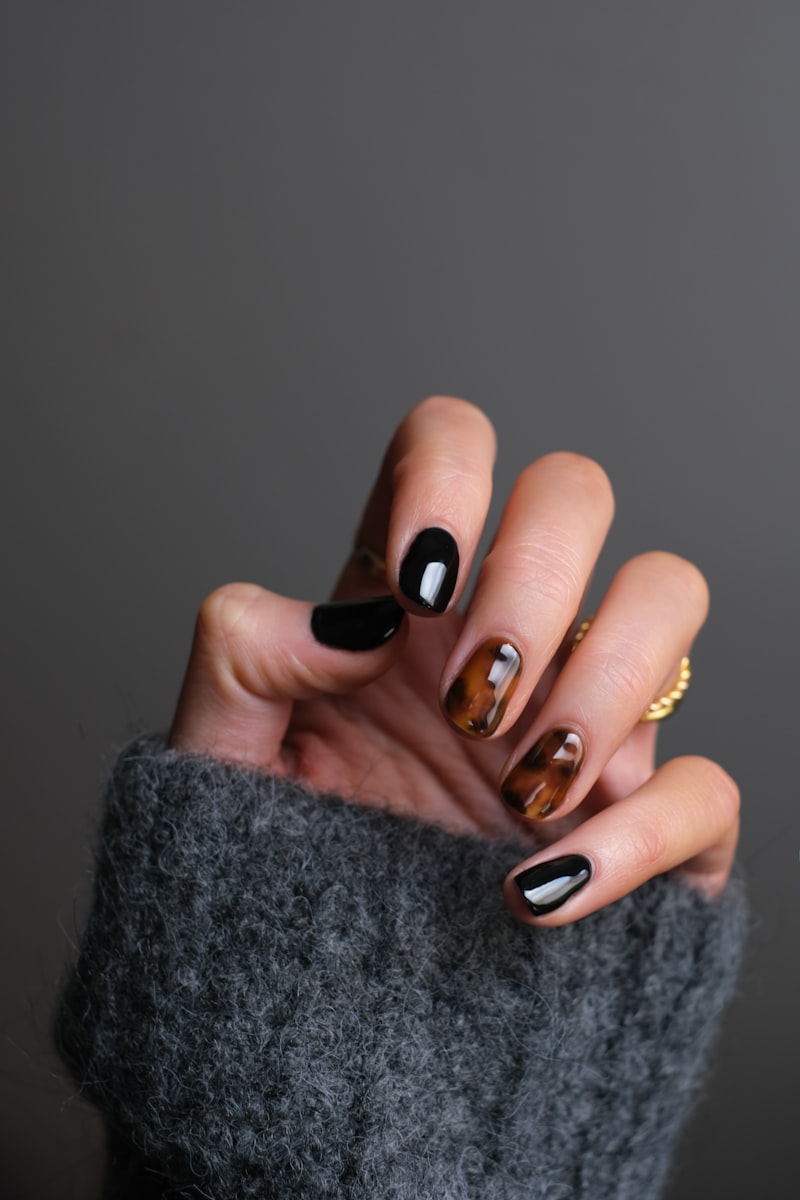 Manicure e pedicure no instituto